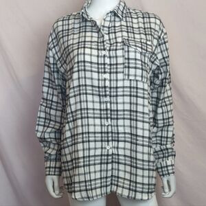 Adika Black and White Plaid Oversized Boyfriend Button Up Long Sleeve Shirt